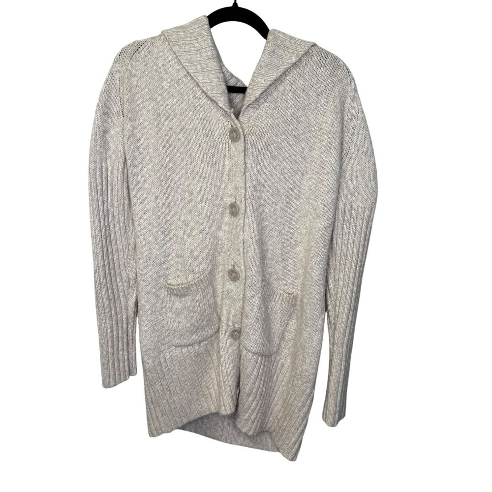Cabi Steady Cardigan women’s Button-Up Sweater Size Small Oatmeal/Cream Preppy